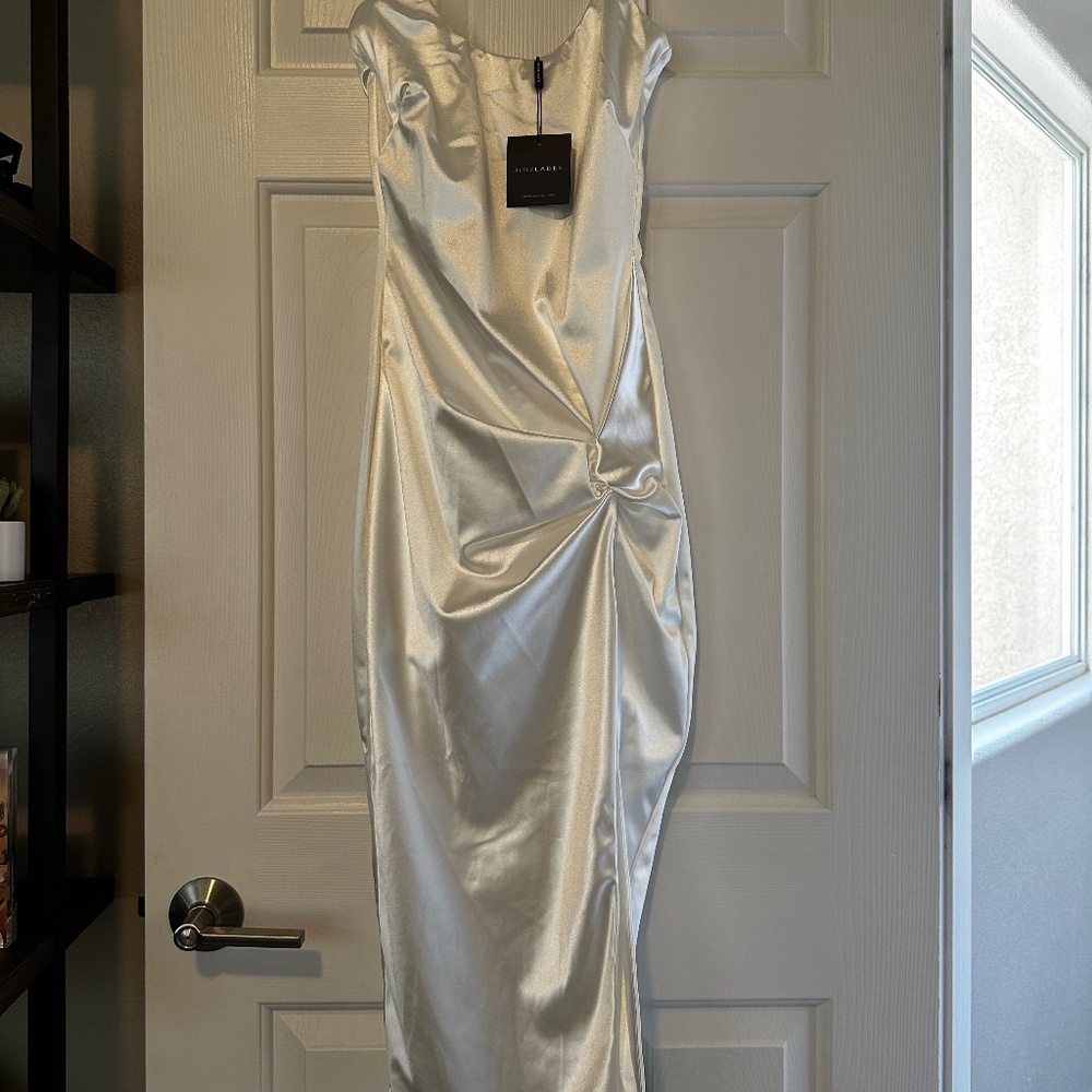 Jluxlabel Aldis White Satin Dress NWT Size Small